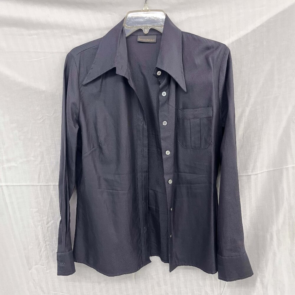 banana republic, M